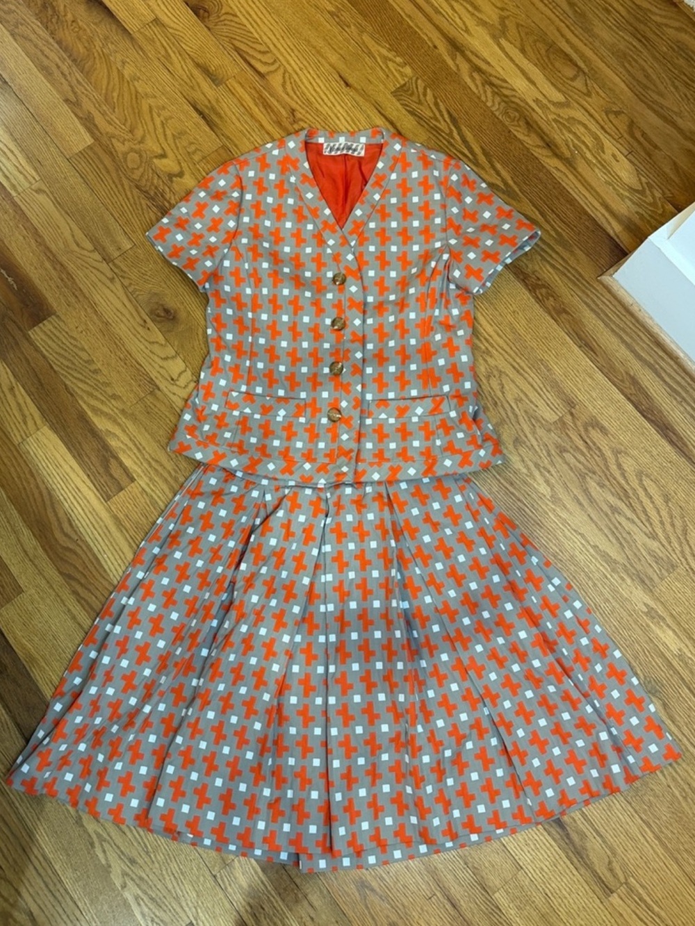 Neiman Marcus 1950s Vintage Two-Piece Orange and Light Gray Patterned Skirt Suit